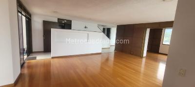 Apartamento de 4 alcobas en venta en Centro, Ibagué, 318 m² · foto 3 de 19