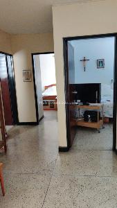 Casa de 5 alcobas en venta en Granada Norte, Girardot, 299 m² · foto 11 de 12