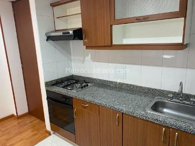 Apartamento de 1 alcoba en arriendo en Chapinero Alto Emaus, Bogotá, 47 m² · foto 1 de 11