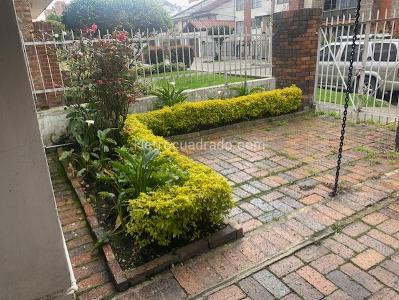 Casa de 3 alcobas en venta en Santa Barbara Central Usaquen, Bogotá, 183 m² · foto 12 de 20