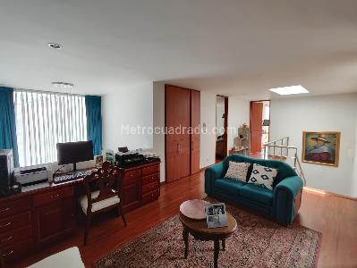 Apartamento de 4 alcobas en venta en Colina Campestre, Bogotá, 215 m² · foto 14 de 20