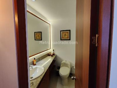 Apartamento de 4 alcobas en venta en Colina Campestre, Bogotá, 215 m² · foto 8 de 20