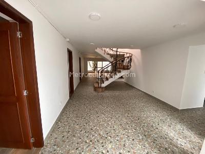 Oficina en Arriendo, SANTA BARBARA CENTRAL, Bogotá D.C.