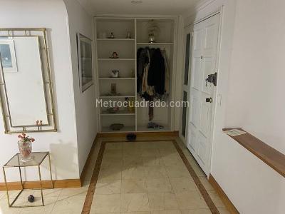 Apartamento en venta en Altos Del Refugio, Bogotá · foto 6 de 20