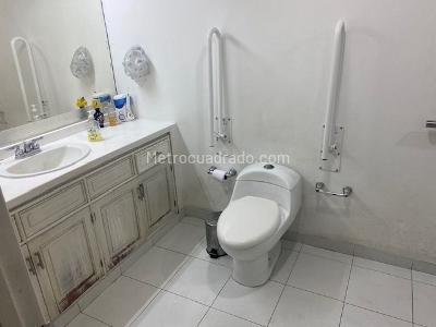 Apartamento en venta en Altos Del Refugio, Bogotá · foto 13 de 20