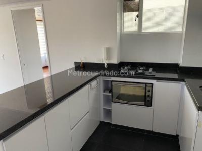 Apartaestudio en venta en El Batan, Bogotá, 35 m² · foto 10 de 15