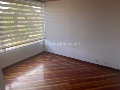 Apartaestudio en venta en El Batan, Bogotá, 35 m² · foto 5 de 15