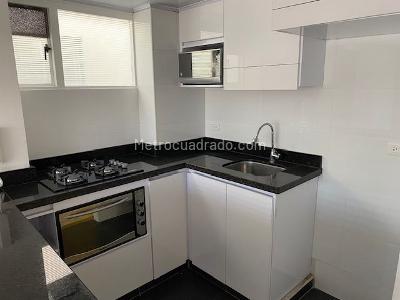 Apartaestudio en venta en El Batan, Bogotá, 35 m² · foto 11 de 15