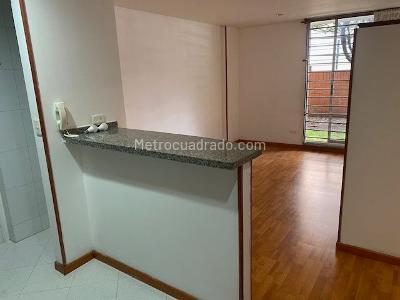 Apartamento de 1 alcoba en arriendo en Chapinero Alto Emaus, Bogotá, 47 m² · foto 4 de 14