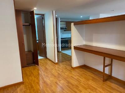 Apartamento de 1 alcoba en arriendo en Chapinero Alto Emaus, Bogotá, 47 m² · foto 10 de 14