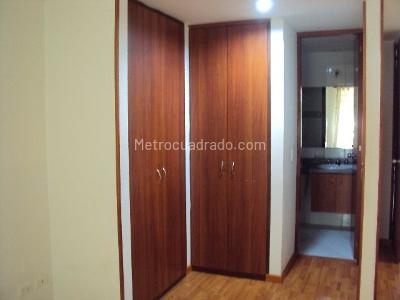 Apartamento de 1 alcoba en arriendo en Chapinero Alto Emaus, Bogotá, 47 m² · foto 7 de 14
