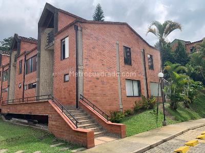 Casas en Arriendo en El Tesoro, Medellín - Vivienda Nueva y Usada