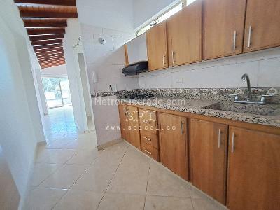 Apartamento de 4 alcobas en arriendo en El Velodromo, Medellín, 120 m² · foto 5 de 20
