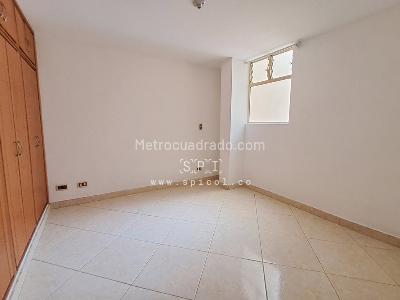 Apartamento de 4 alcobas en arriendo en El Velodromo, Medellín, 120 m² · foto 9 de 20