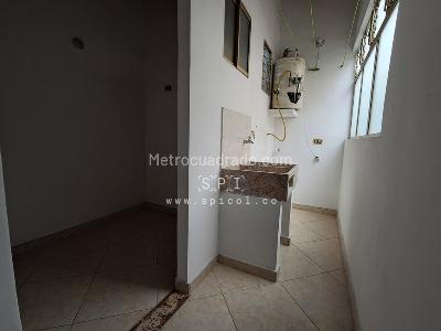 Apartamento de 4 alcobas en arriendo en El Velodromo, Medellín, 120 m² · foto 17 de 20