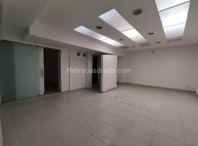 Casa en arriendo en Chico, Bogotá · foto 3 de 20