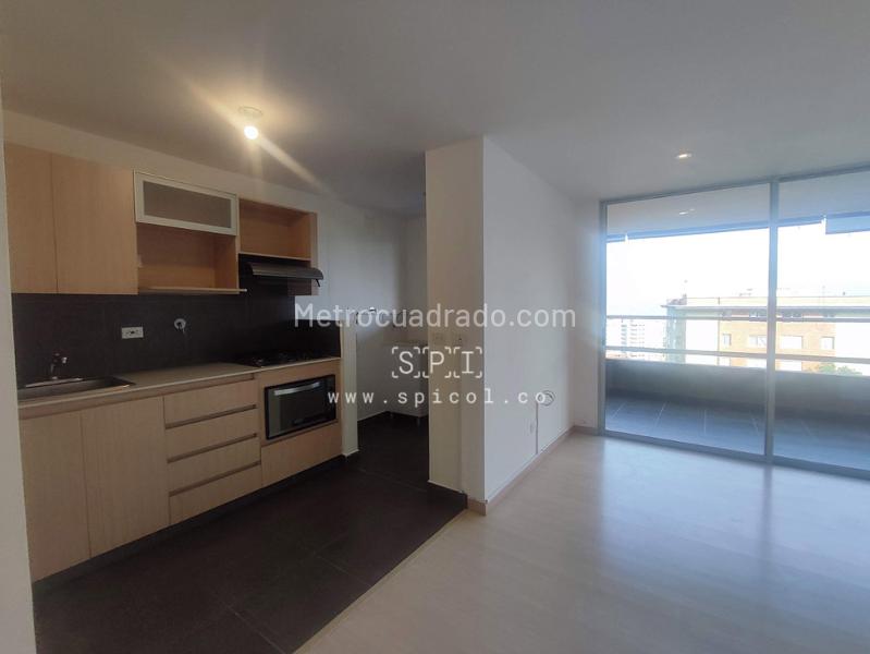 2BR Apartment in El Esmeraldal (84 m²) - 2