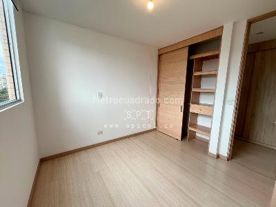 Apartamento en arriendo en El Esmeraldal, Envigado · foto 18 de 19