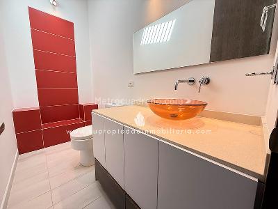 Casa de 4 alcobas en arriendo en Altos Del Escobero, Envigado, 400 m² · foto 11 de 20