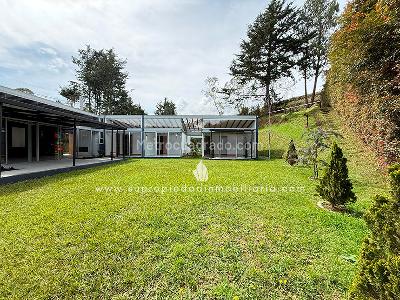 Casa de 4 alcobas en arriendo en Altos Del Escobero, Envigado, 400 m² · foto 16 de 20