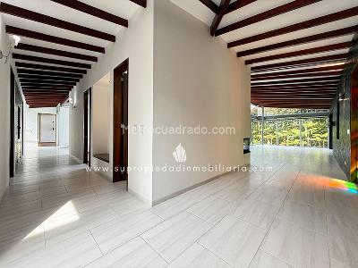 Casa de 4 alcobas en arriendo en Altos Del Escobero, Envigado, 400 m² · foto 17 de 20