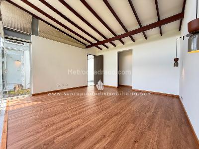 Casa de 4 alcobas en arriendo en Altos Del Escobero, Envigado, 400 m² · foto 19 de 20