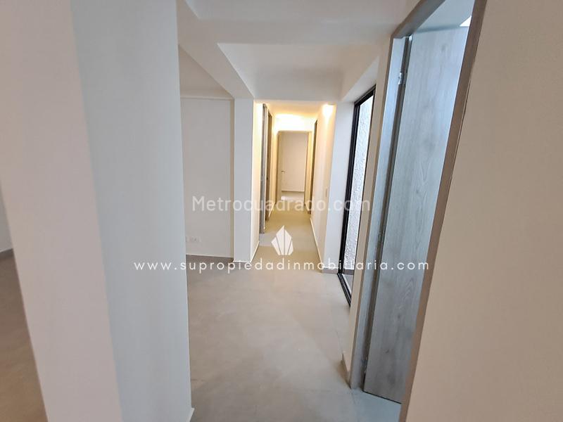 Spacious 3BR House with Garage in Belen Rosales - 9