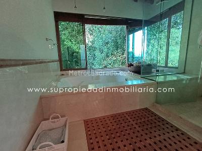 Casa de 3 alcobas en venta en Altos Del Poblado, Medellín, 523 m² · foto 19 de 20