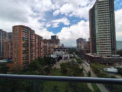 Apartamento de 1 alcoba en arriendo en Ciudad Del Rio El Poblado, Medellín, 48 m² · foto 9 de 13