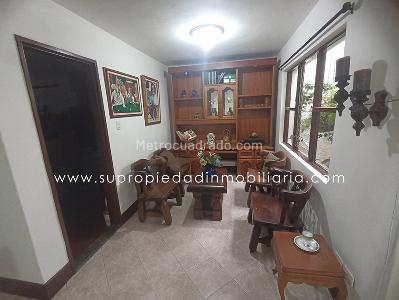 Casa de 3 alcobas en venta en Simon Bolivar, Medellín, 194 m² · foto 3 de 20