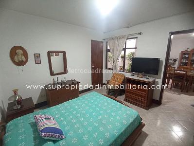 Casa de 3 alcobas en venta en Simon Bolivar, Medellín, 194 m² · foto 9 de 20