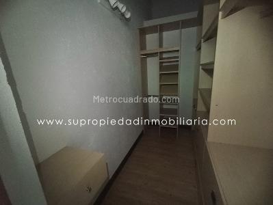 Casa de 4 alcobas en venta en Loma De Las Brujas, Envigado, 260 m² · foto 20 de 20