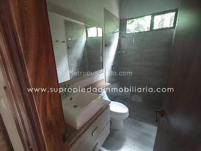Casa de 4 alcobas en venta en Loma De Las Brujas, Envigado, 260 m² · foto 9 de 20