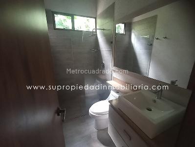 Casa de 4 alcobas en venta en Loma De Las Brujas, Envigado, 260 m² · foto 11 de 20