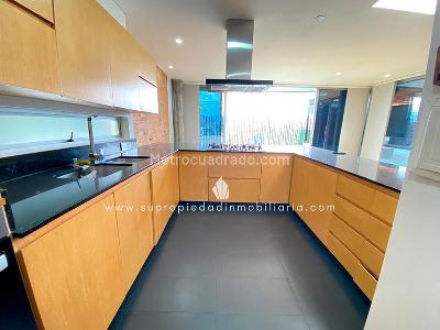 Casa de 4 alcobas en venta en Las Callejas, Envigado, 380 m² · foto 5 de 20