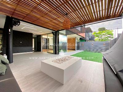 Casa de 4 alcobas en venta en Las Callejas, Envigado, 380 m² · foto 12 de 20