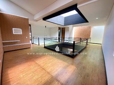 Casa de 4 alcobas en venta en Las Callejas, Envigado, 380 m² · foto 18 de 20