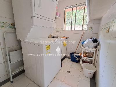 Apartamento de 3 alcobas en venta en Los Rosales, Bogotá, 194 m² · foto 7 de 20