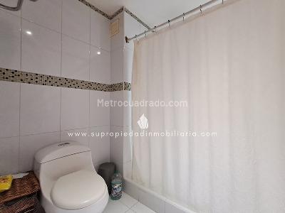 Apartamento de 3 alcobas en venta en Los Rosales, Bogotá, 194 m² · foto 13 de 20