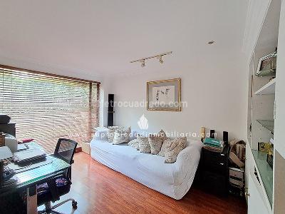 Apartamento de 3 alcobas en venta en Los Rosales, Bogotá, 194 m² · foto 16 de 20