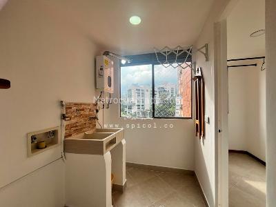 Apartamento de 3 alcobas en arriendo en Los Balsos, Medellín, 145 m² · foto 4 de 20