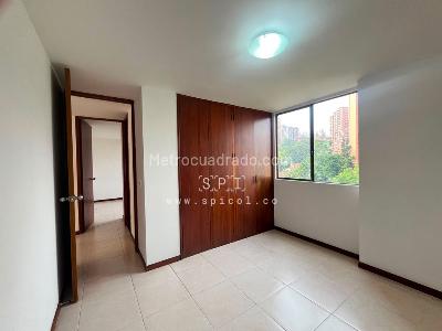 Apartamento de 3 alcobas en arriendo en Los Balsos, Medellín, 145 m² · foto 10 de 20