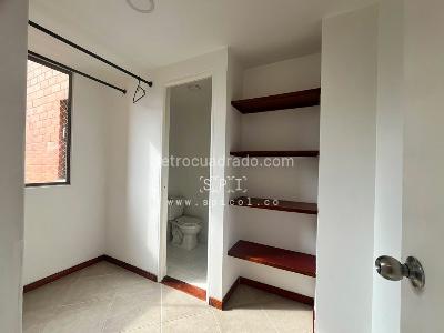 Apartamento de 3 alcobas en arriendo en Los Balsos, Medellín, 145 m² · foto 11 de 20