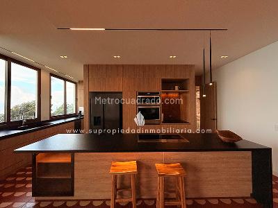 Casa de 5 alcobas en venta en Las Palmas, Medellín, 765 m² · foto 4 de 20