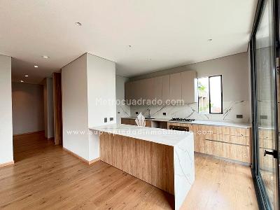 Apartamento en venta en Castropol, Medellín · foto 2 de 20