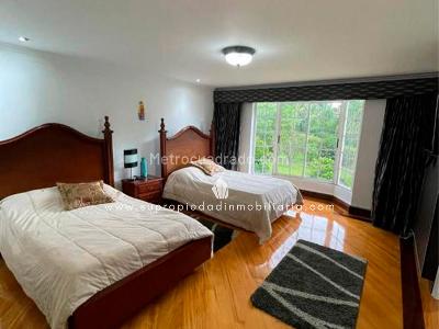 Casa de 4 alcobas en venta en Llano Grande, Rionegro, 352 m² · foto 7 de 20