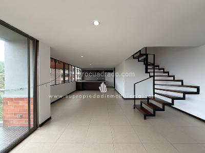 Apartamento en venta en Altos Del Poblado, Medellín · foto 2 de 20