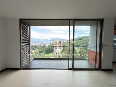 Apartamento en venta en Altos Del Poblado, Medellín · foto 3 de 20