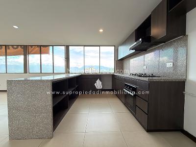 Apartamento en venta en Altos Del Poblado, Medellín · foto 10 de 20