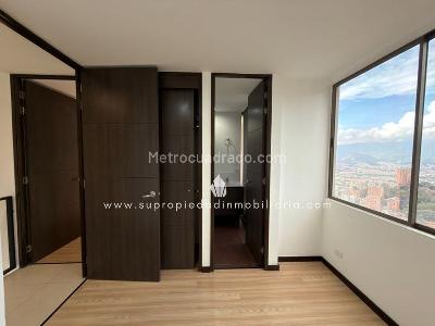 Apartamento en venta en Altos Del Poblado, Medellín · foto 18 de 20